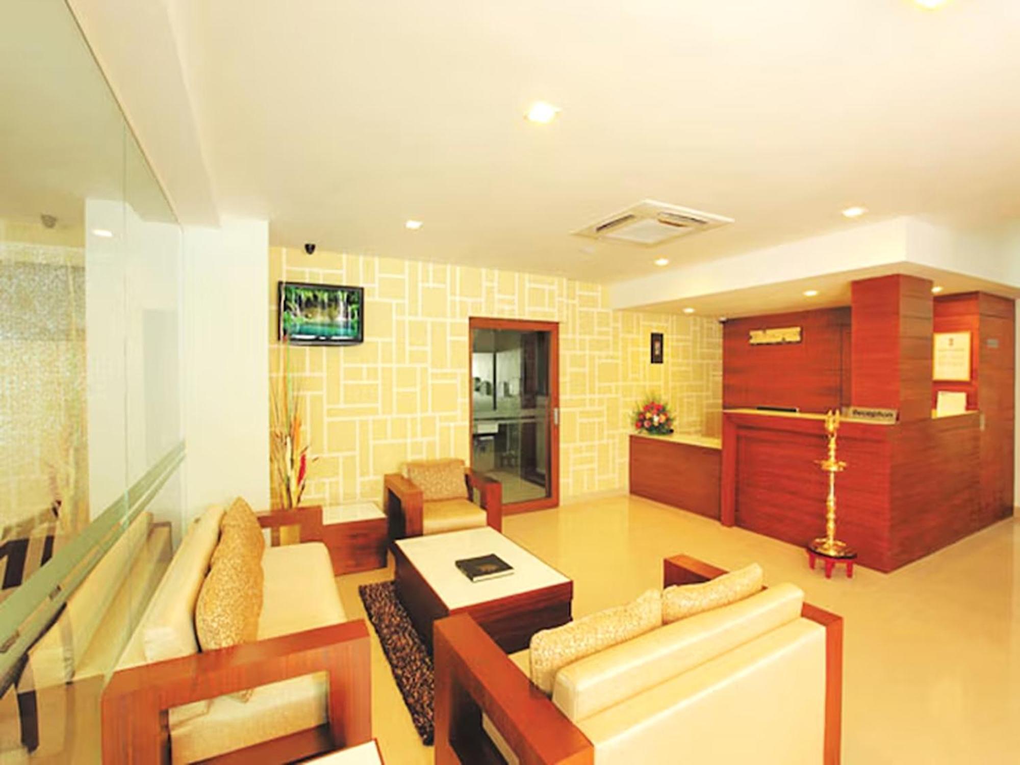 Hotel Hills Park Pathanāmthitta Exterior foto