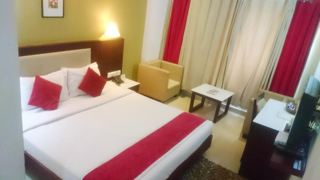 Hotel Hills Park Pathanāmthitta Exterior foto
